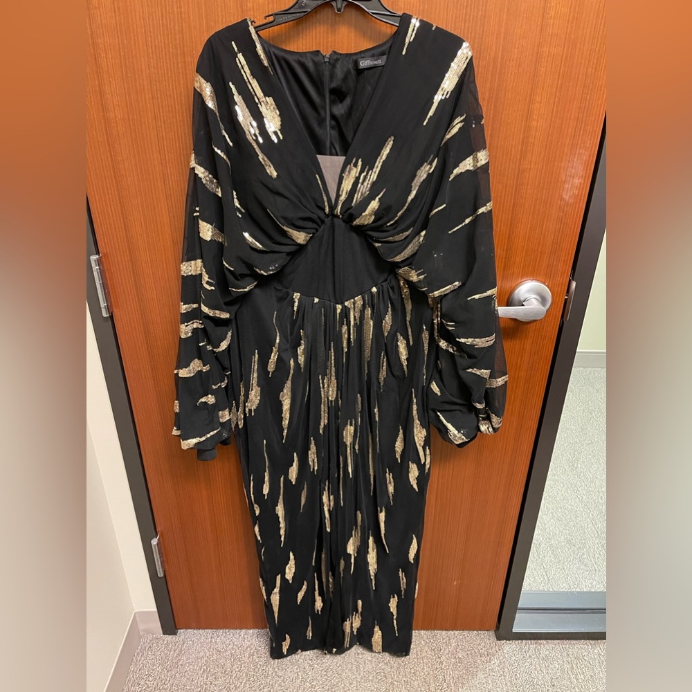 Black and gold fancy dress, only worn twice, great for any formal event